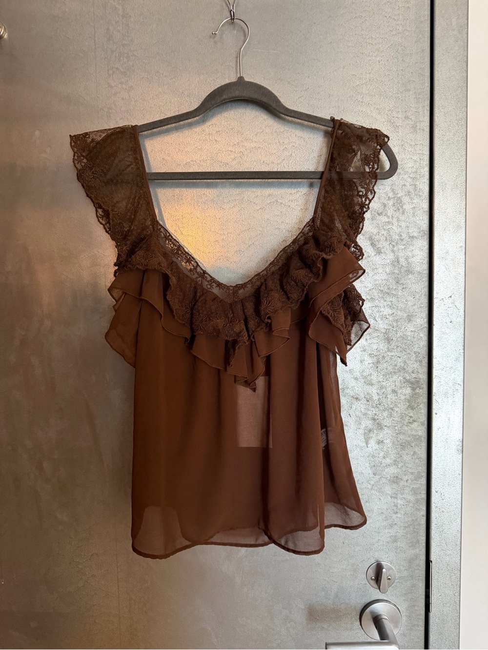 Zara Brown Lace Ruffle Sleeveless Tank Top - Picture 1 of 3